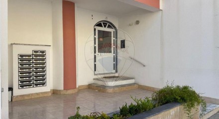 Residential - Condo/Apartment - T2 - Setubal (Sao Sebastiao), Setubal - PT