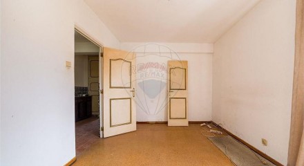 Residential - Condo/Apartment - T2 - Setubal (Sao Sebastiao), Setubal - PT