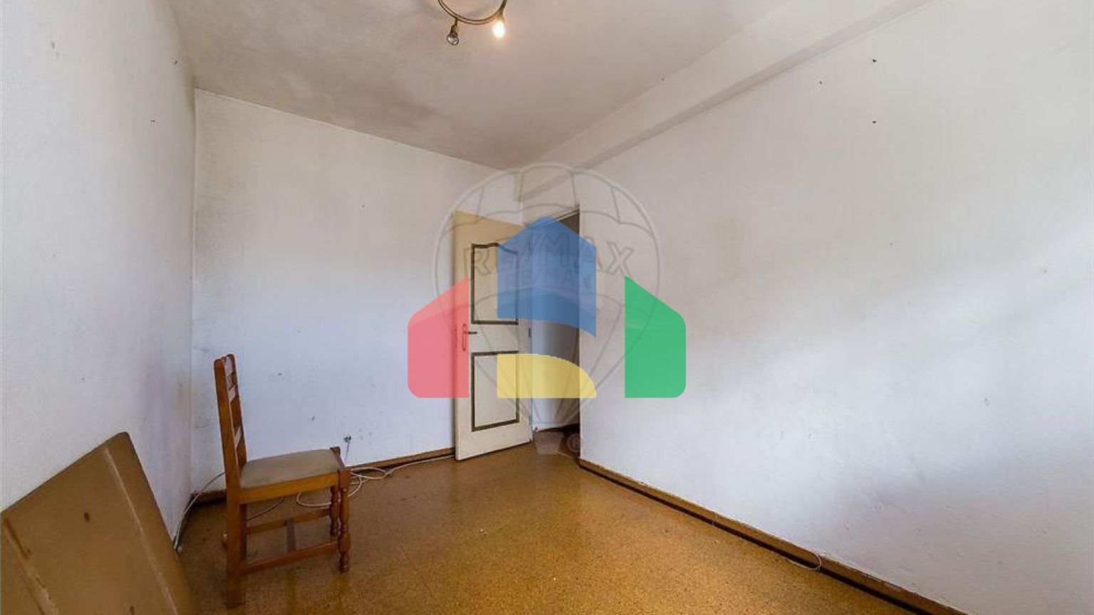 Residential - Condo/Apartment - T2 - Setubal (Sao Sebastiao), Setubal - PT