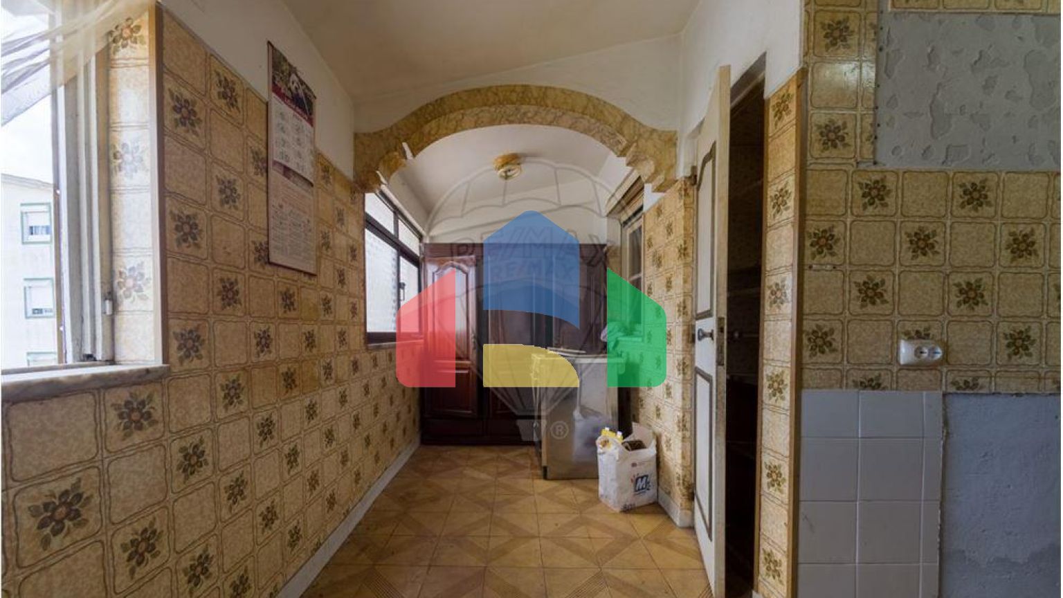 Residential - Condo/Apartment - T2 - Setubal (Sao Sebastiao), Setubal - PT