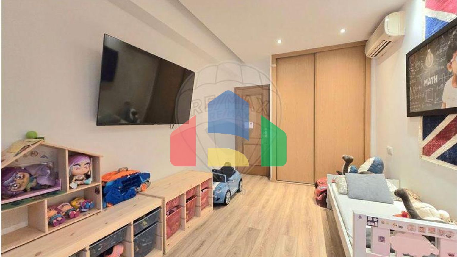 Residential - Condo/Apartment - T2 - Setubal (Sao Sebastiao), Setubal - PT