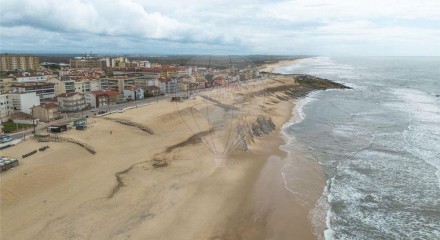 Residential - Condo/Apartment - T2 - Coimbrao, Leiria - PT