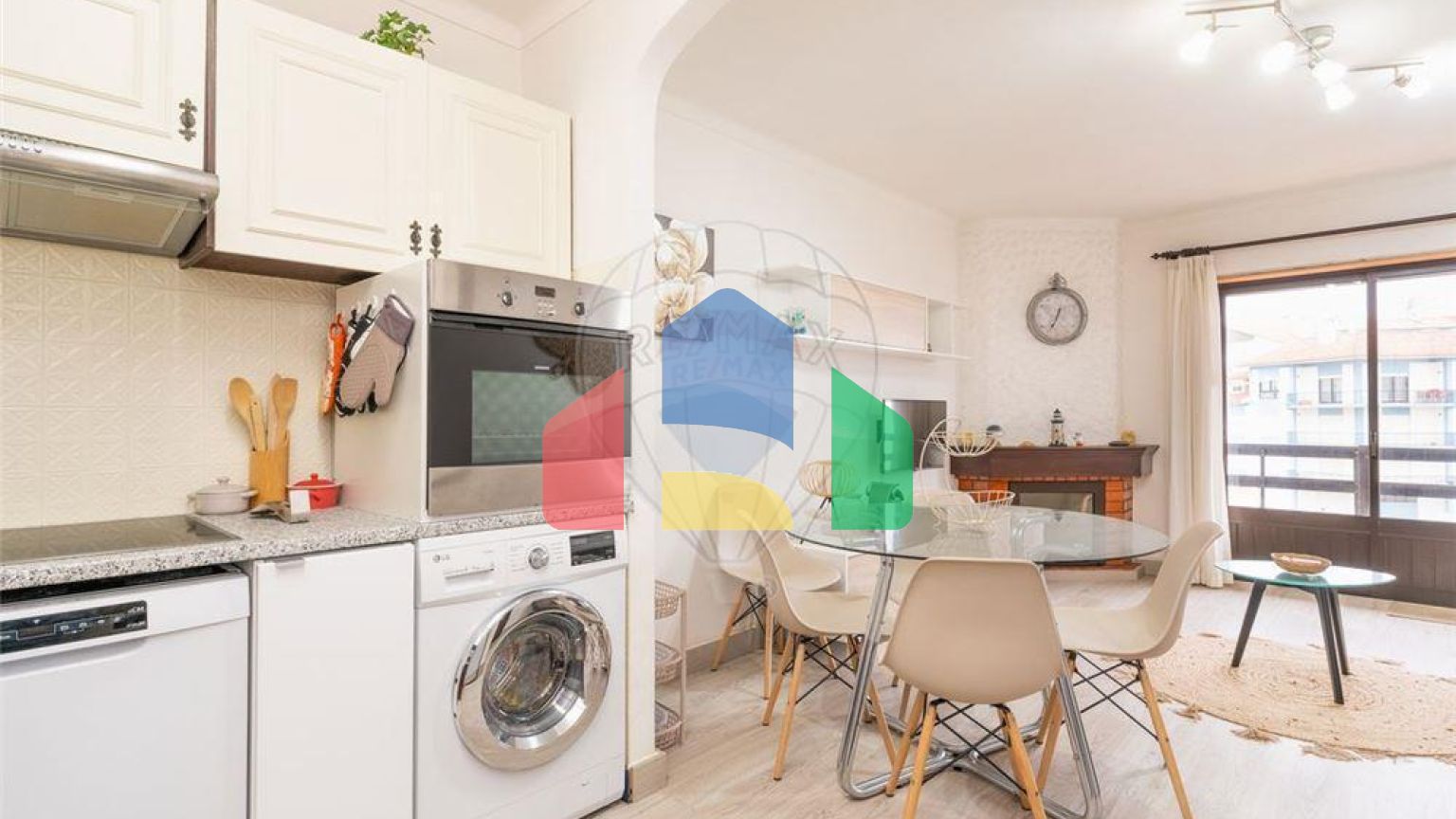 Residential - Condo/Apartment - T2 - Coimbrao, Leiria - PT