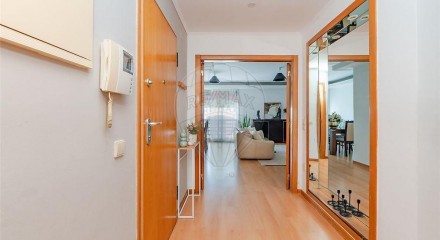 Residential - Condo/Apartment - T3 - Vialonga, Vila Franca de Xira - PT