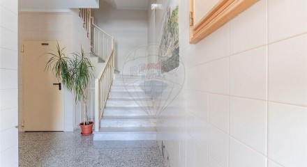 Residential - Condo/Apartment - T3 - Vialonga, Vila Franca de Xira - PT