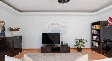 Residential - Condo/Apartment - T3 - Vialonga, Vila Franca de Xira - PT