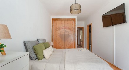 Residential - Condo/Apartment - T3 - Vialonga, Vila Franca de Xira - PT