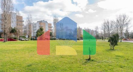 Residential - Condo/Apartment - T3 - Vialonga, Vila Franca de Xira - PT