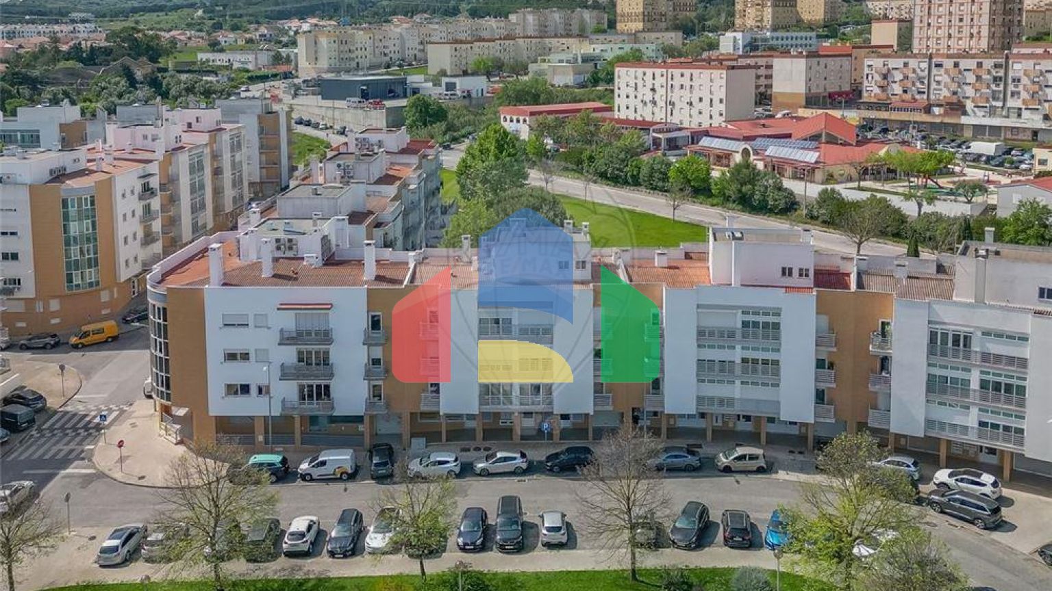 Residential - Condo/Apartment - T3 - Vialonga, Vila Franca de Xira - PT