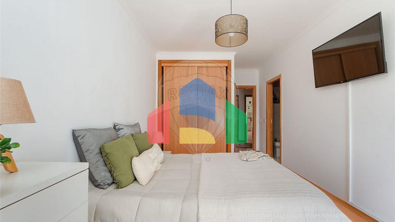 Residential - Condo/Apartment - T3 - Vialonga, Vila Franca de Xira - PT