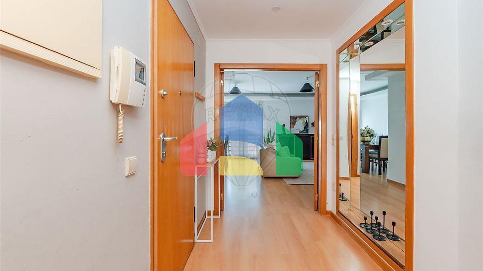 Residential - Condo/Apartment - T3 - Vialonga, Vila Franca de Xira - PT