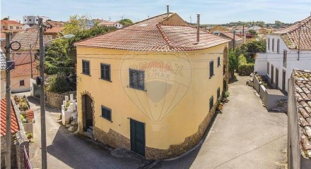 Residential - Single Family Home - T4 - São Bartolomeu dos Galegos e Moledo, Lourinha - PT