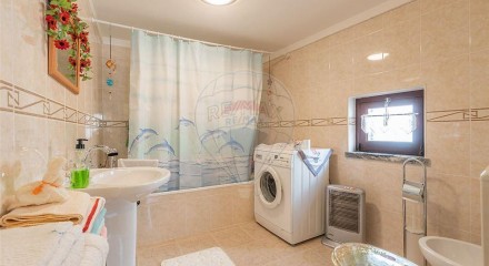 Residential - Single Family Home - T4 - São Bartolomeu dos Galegos e Moledo, Lourinha - PT