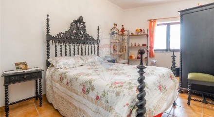Residential - Single Family Home - T4 - São Bartolomeu dos Galegos e Moledo, Lourinha - PT