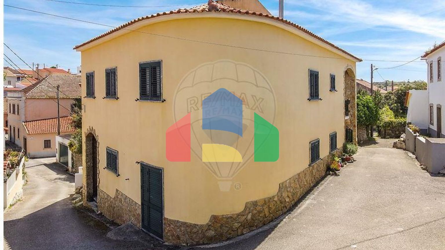 Residential - Single Family Home - T4 - São Bartolomeu dos Galegos e Moledo, Lourinha - PT