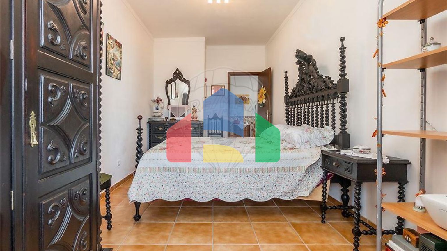 Residential - Single Family Home - T4 - São Bartolomeu dos Galegos e Moledo, Lourinha - PT