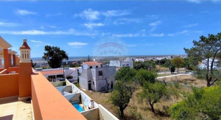 Residential - Single Family Home - T3 - Moncarapacho e Fuseta, Olhão - PT
