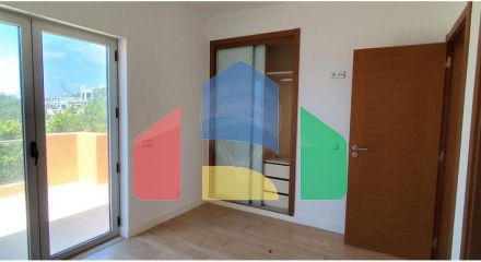 Residential - Single Family Home - T3 - Moncarapacho e Fuseta, Olhão - PT