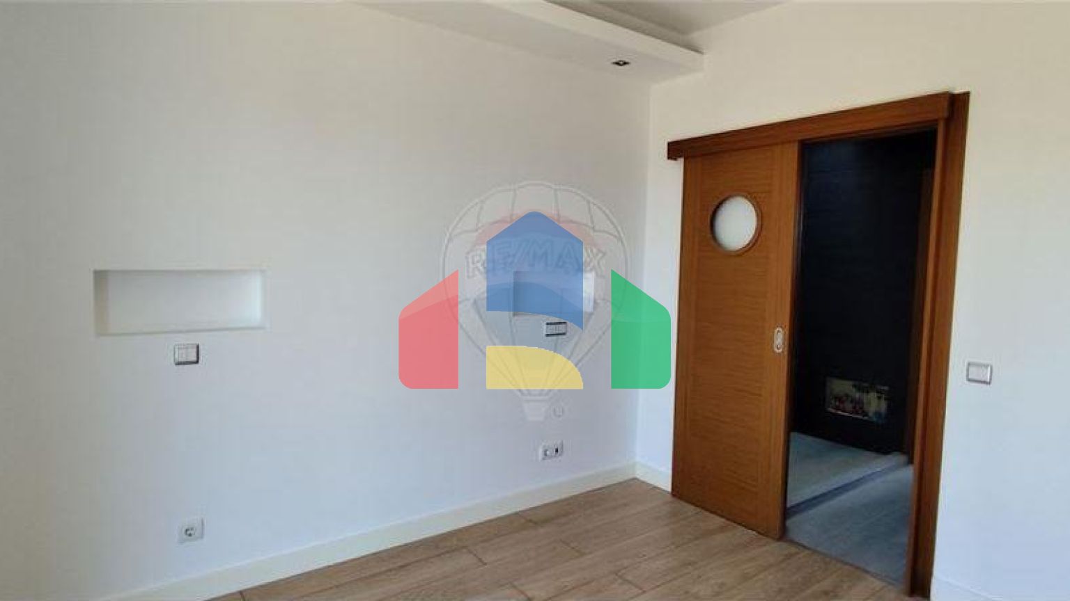 Residential - Single Family Home - T3 - Moncarapacho e Fuseta, Olhão - PT