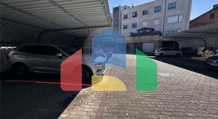 Residential - Garage - Ramalde, Oporto - PT