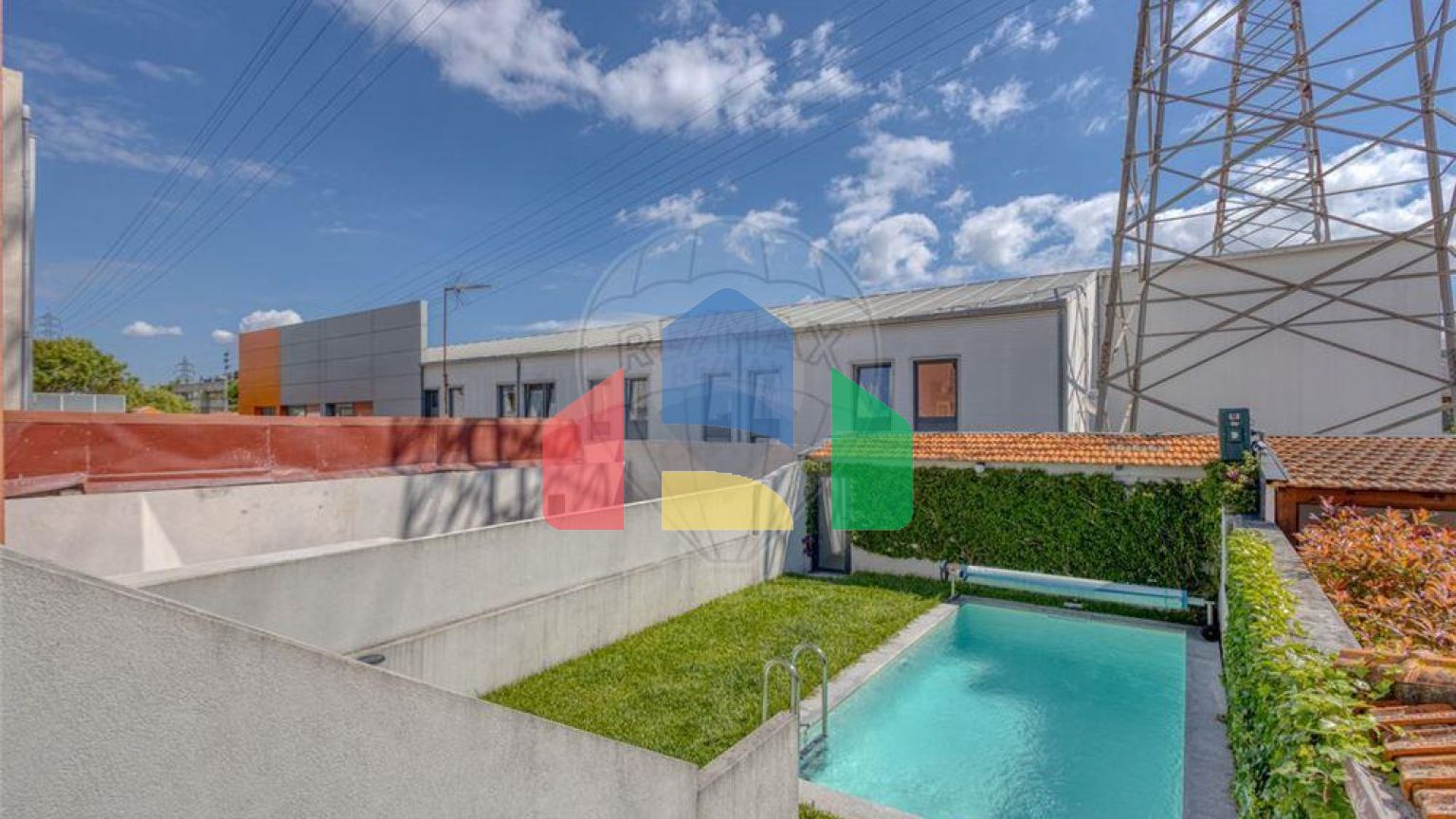 Residential - Single Family Home - T3 - Ramalde, Oporto - PT