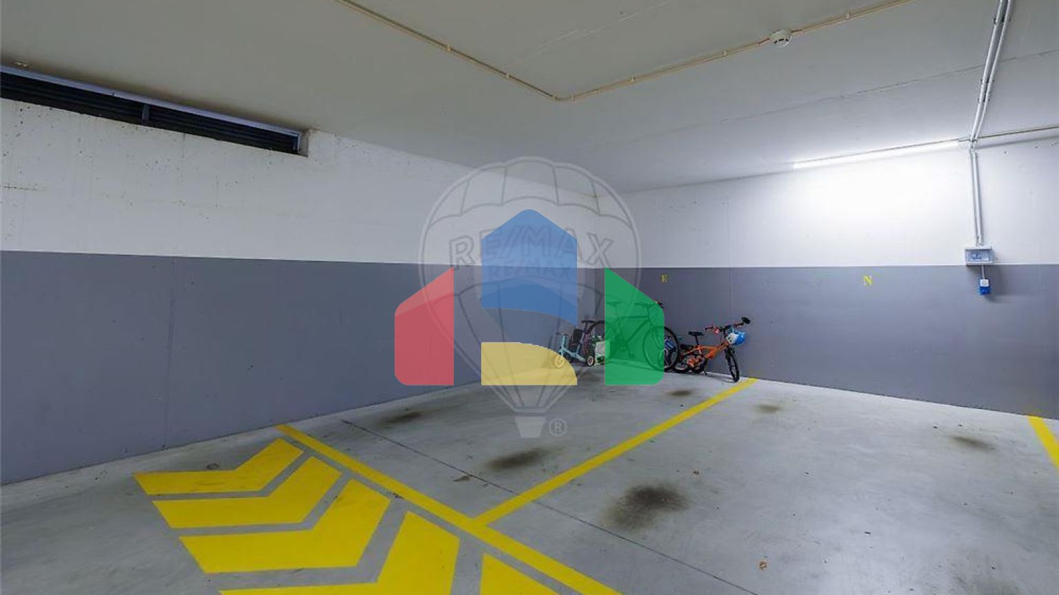 Residential - Condo/Apartment - T2 - Ramalde, Oporto - PT