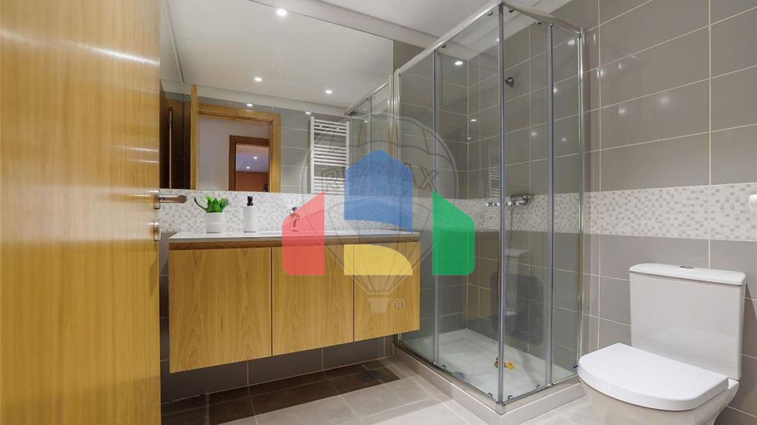 Residential - Condo/Apartment - T2 - Ramalde, Oporto - PT