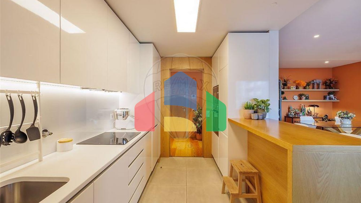 Residential - Condo/Apartment - T2 - Ramalde, Oporto - PT