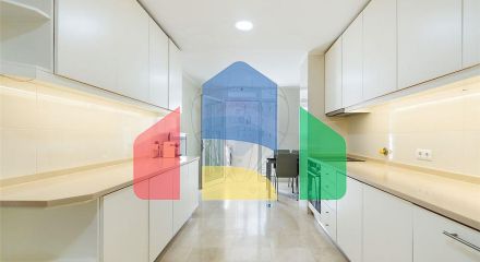 Residential - Condo/Apartment - T3 - Ramalde, Oporto - PT