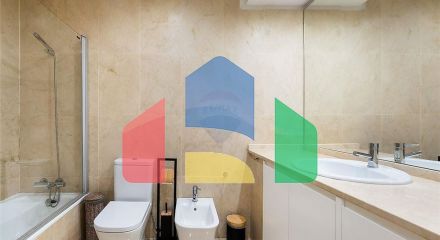 Residential - Condo/Apartment - T3 - Ramalde, Oporto - PT