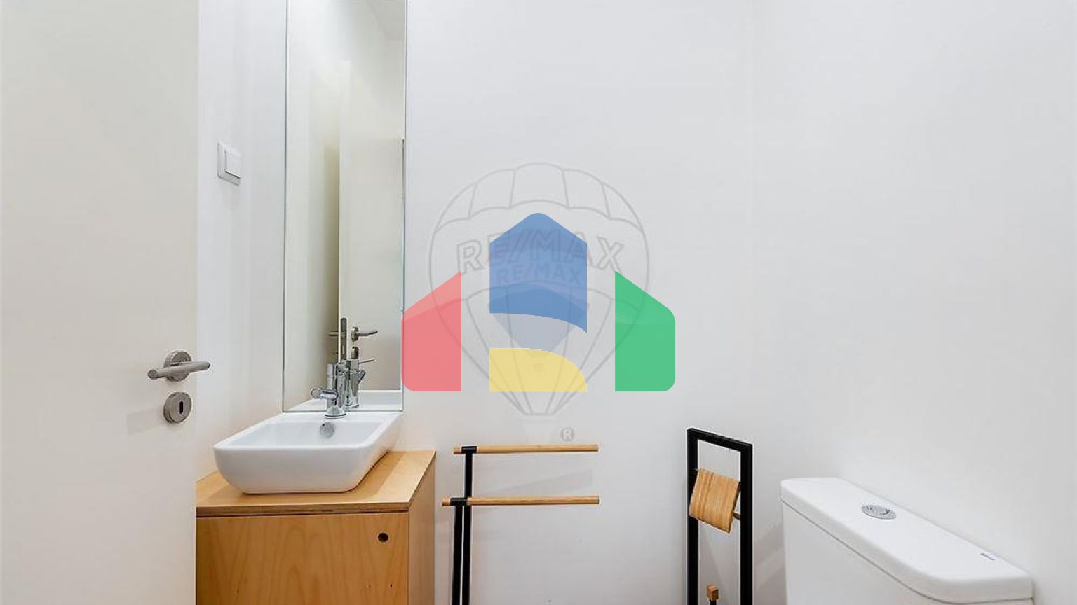 Residential - Condo/Apartment - T3 - Ramalde, Oporto - PT