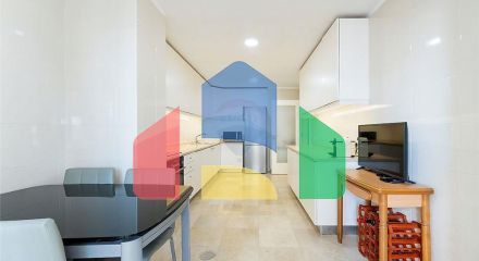 Residential - Condo/Apartment - T3 - Ramalde, Oporto - PT