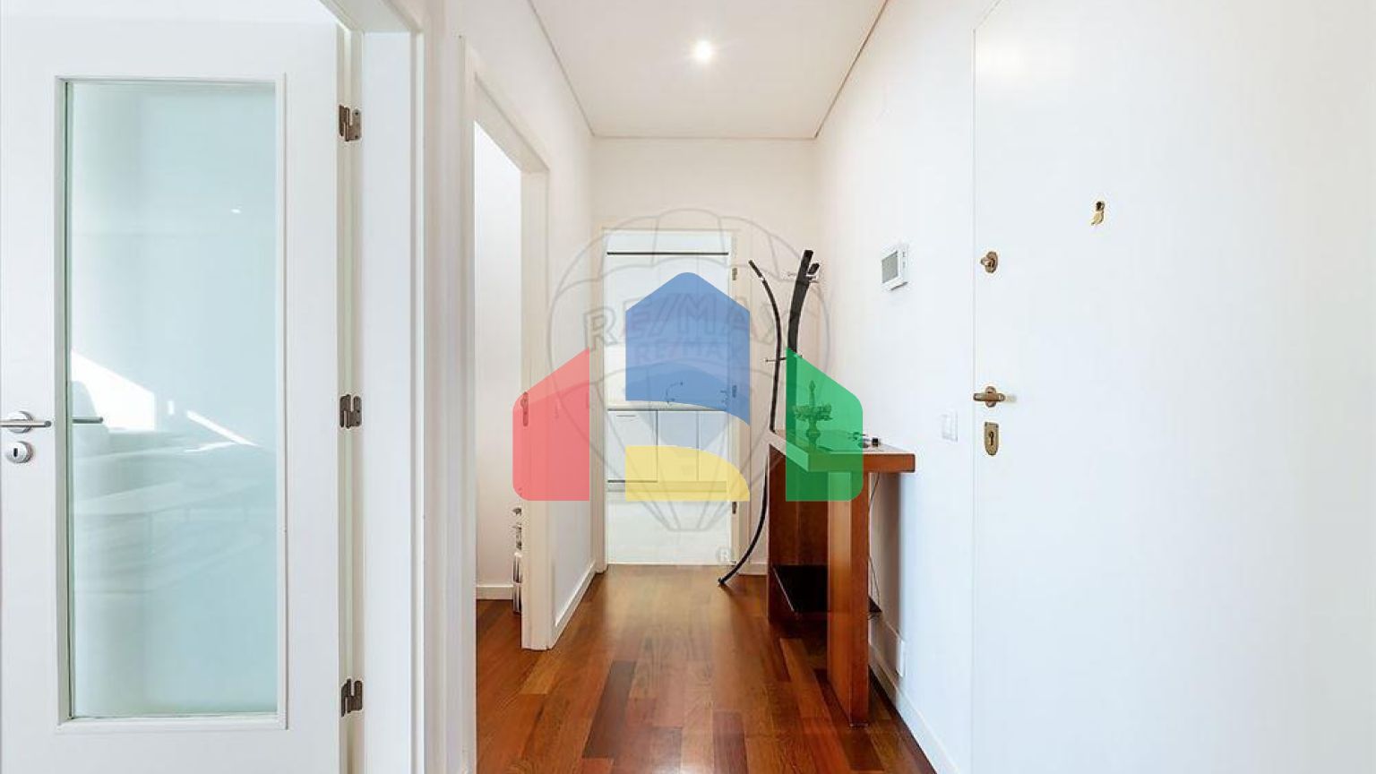 Residential - Condo/Apartment - T3 - Ramalde, Oporto - PT