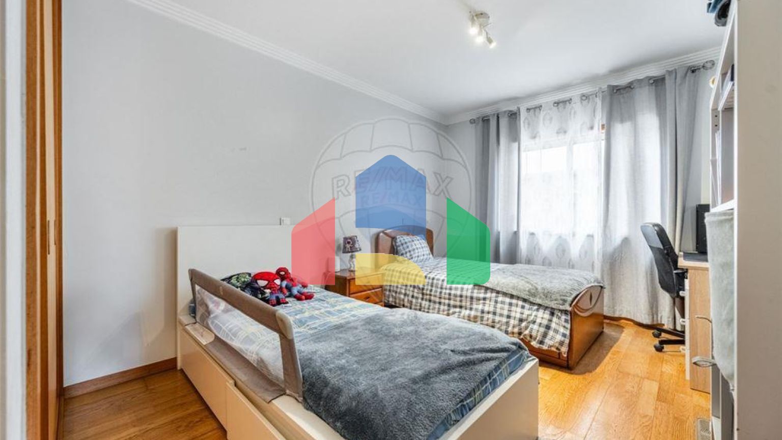 Residential - Condo/Apartment - T3 - Coronado (São Romão e São Mamede), Trofa - PT