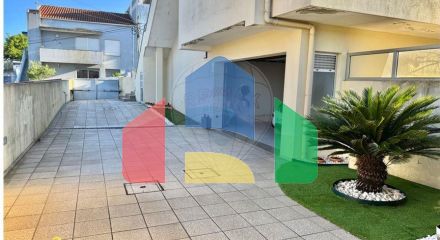 Residential - Single Family Home - T2 - Coronado (São Romão e São Mamede), Trofa - PT