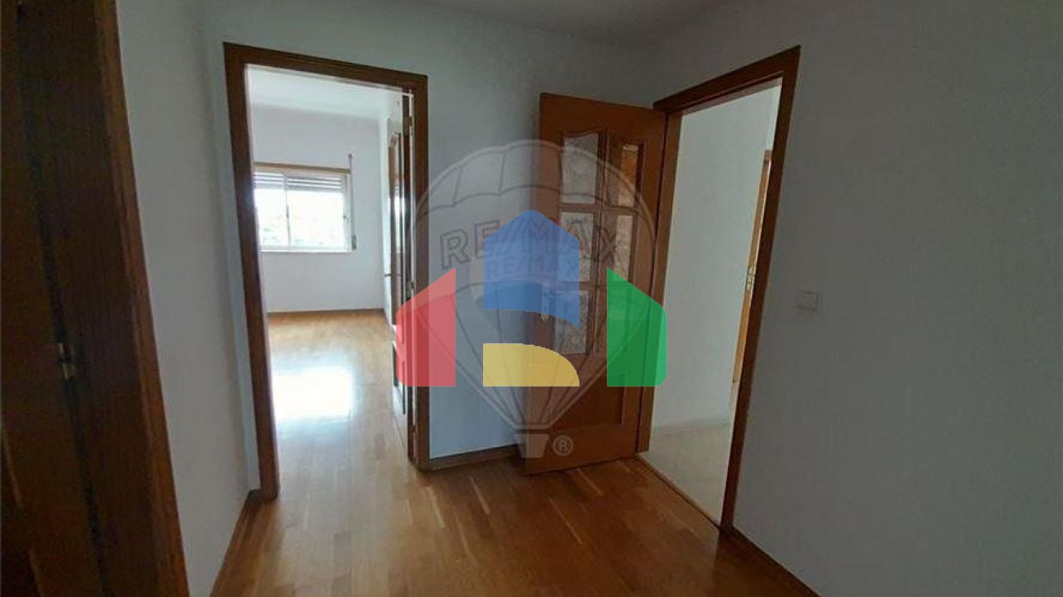 Residential - Condo/Apartment - T2 - Amora, Seixal - PT