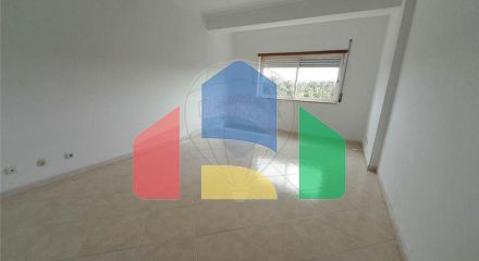 Residential - Condo/Apartment - T2 - Amora, Seixal - PT