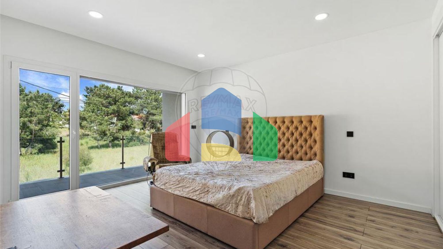 Residential - Single Family Home - T4 - Amora, Seixal - PT