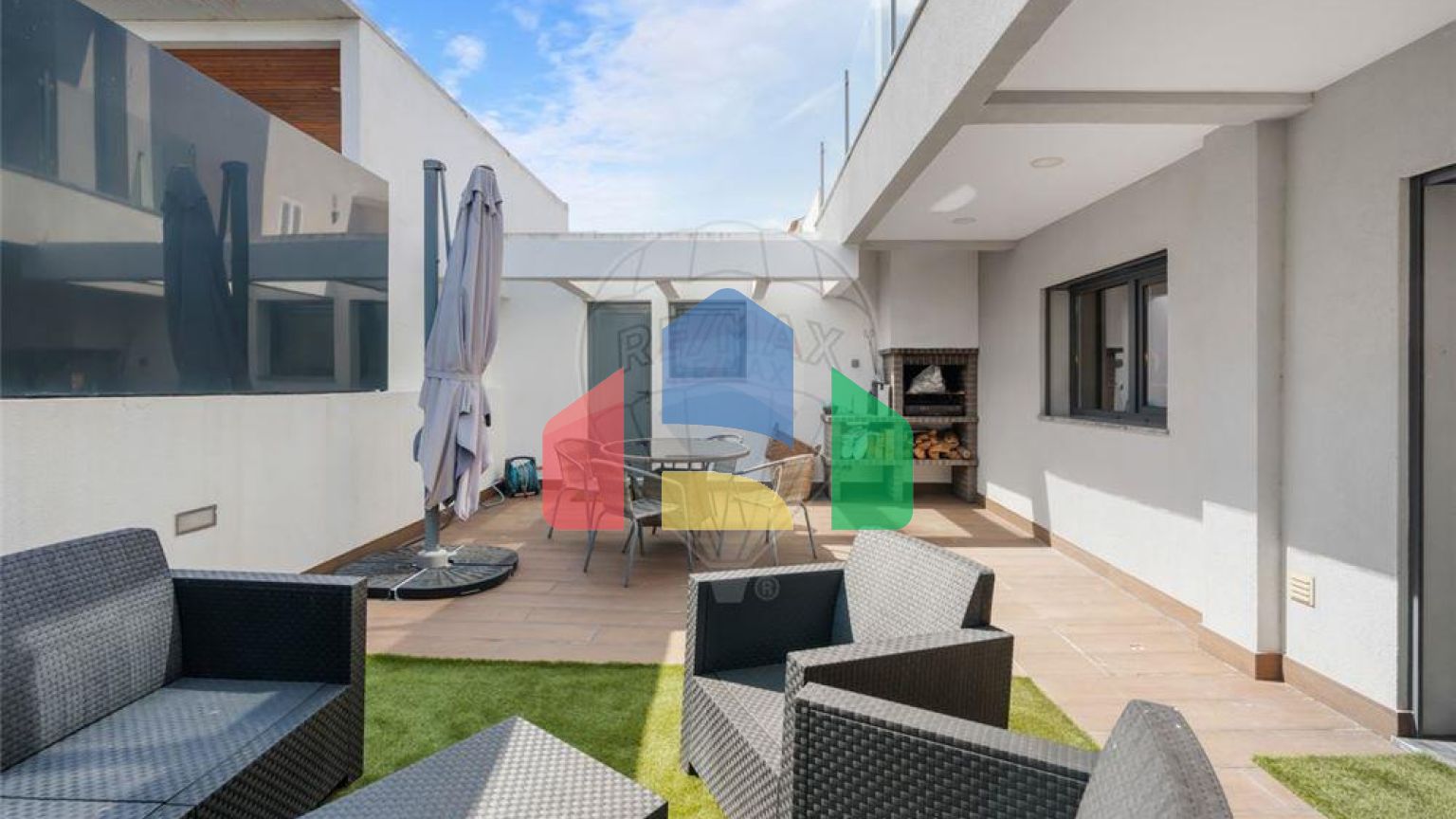 Residential - Single Family Home - T4 - Amora, Seixal - PT