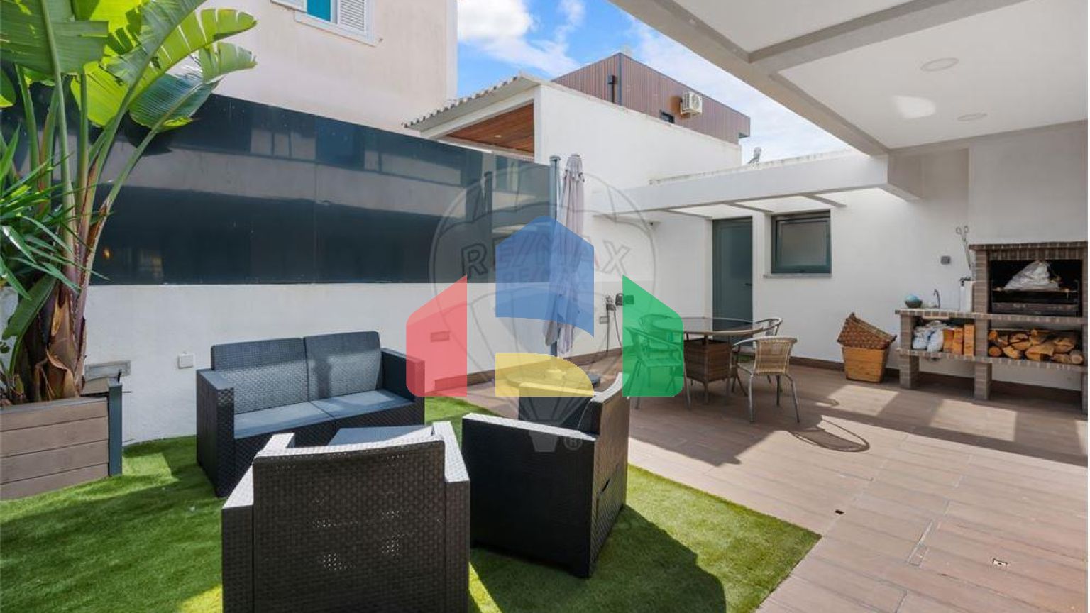 Residential - Single Family Home - T4 - Amora, Seixal - PT