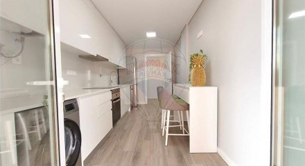 Residential - Condo/Apartment - T3 - Funchal (Se), Funchal - PT