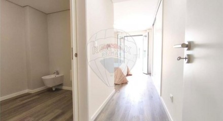Residential - Condo/Apartment - T3 - Funchal (Se), Funchal - PT