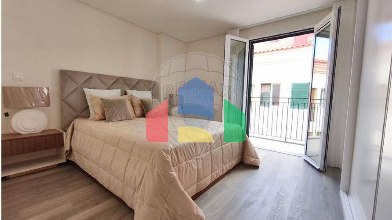 Residential - Condo/Apartment - T3 - Funchal (Se), Funchal - PT