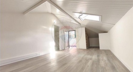 Residential - Condo/Apartment - T2 - Funchal (Se), Funchal - PT