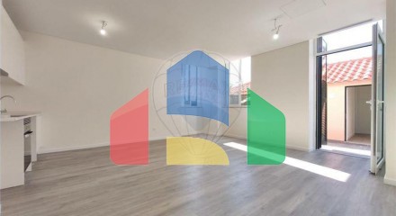Residential - Condo/Apartment - T2 - Funchal (Se), Funchal - PT