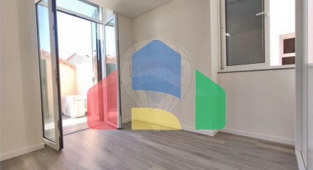 Residential - Condo/Apartment - T2 - Funchal (Se), Funchal - PT