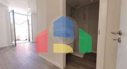 Residential - Condo/Apartment - T2 - Funchal (Se), Funchal - PT