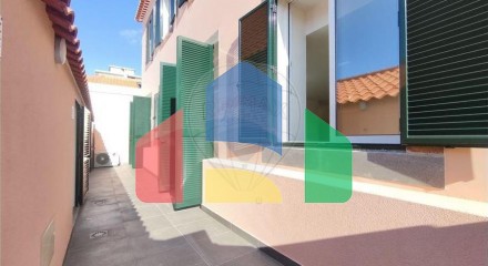 Residential - Condo/Apartment - T2 - Funchal (Se), Funchal - PT