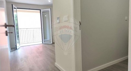 Residential - Condo/Apartment - T2 - Funchal (Se), Funchal - PT