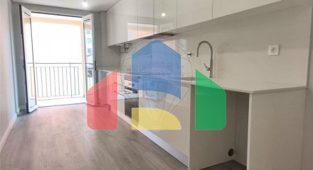Residential - Condo/Apartment - T2 - Funchal (Se), Funchal - PT